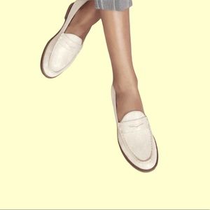 Vionic Waverly Metallic Gold Loafers Size 8